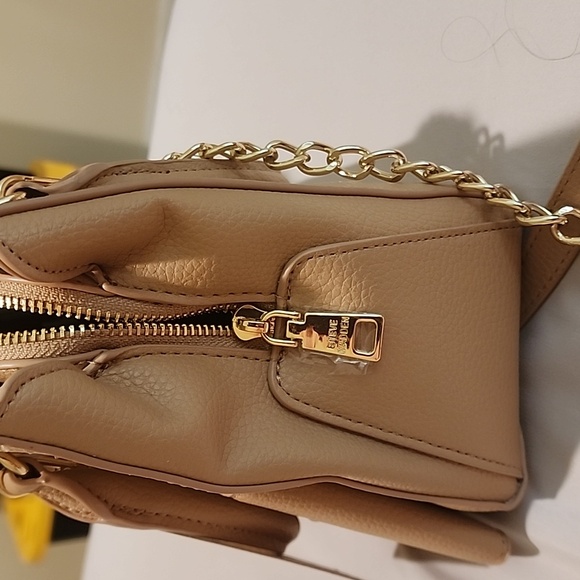 Steve Madden BMickey Crossbody Bag NWT - Picture 12 of 16